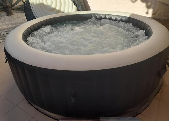 Double Avec Balcon Bed & Breakfast Sérignan