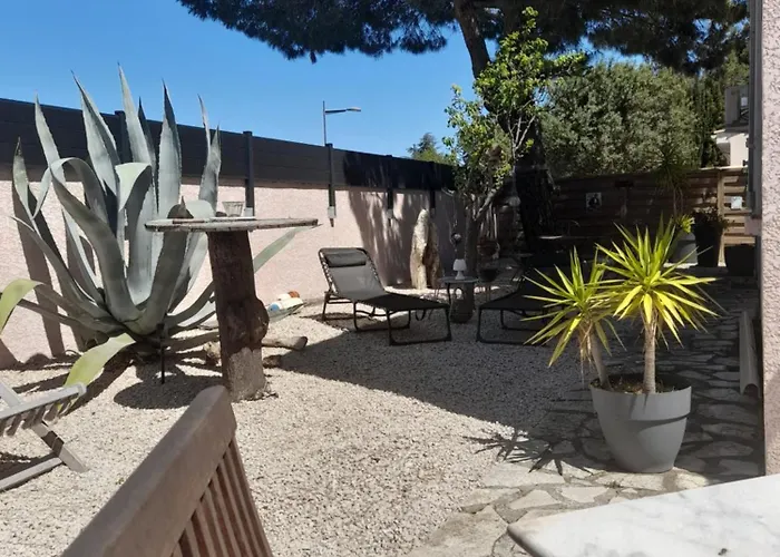 Bed & Breakfast Double Avec Balcon Sérignan